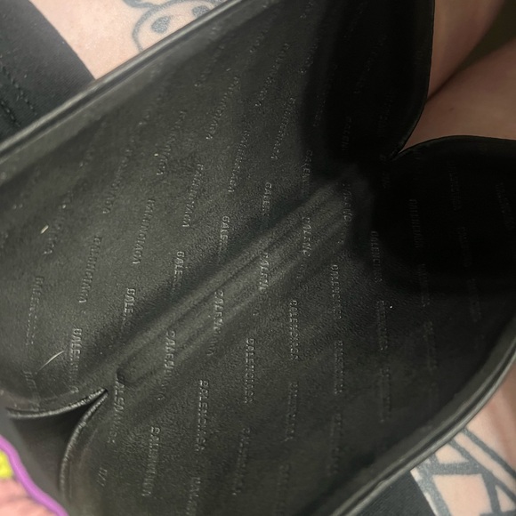 BALENCIAGA sunglasses case - Picture 2 of 5